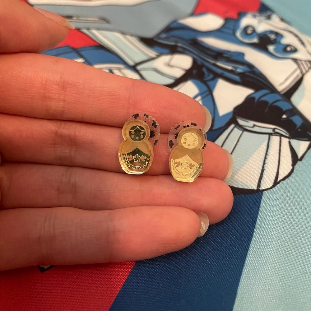 Vinca nesting doll earrings